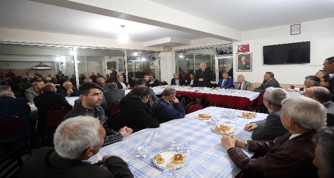 Kırşehir Pekmezciler Köyü Derneği Fethi Yaşar'ı ağırladı