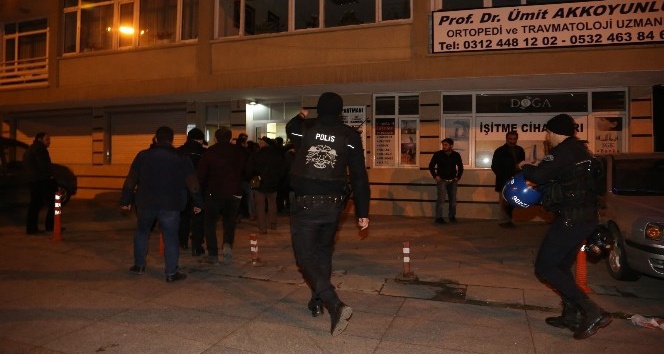 Protestocu HDP’liler polisi görünce kaçtı