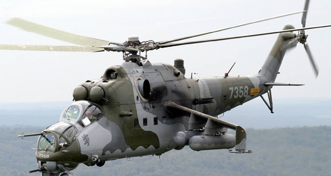İki askeri helikopter çarpıştı: 6 ölü