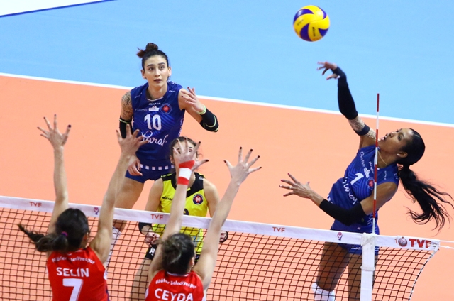 Halkbank evinde yenildi