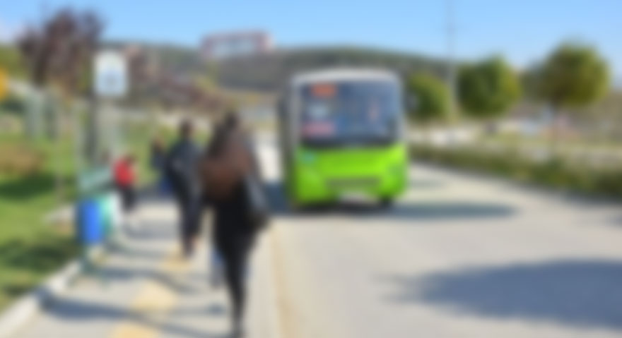 Gençlerin korkulu rüyası olmuştu… Halk otobüsü sapığı tutuklandı!