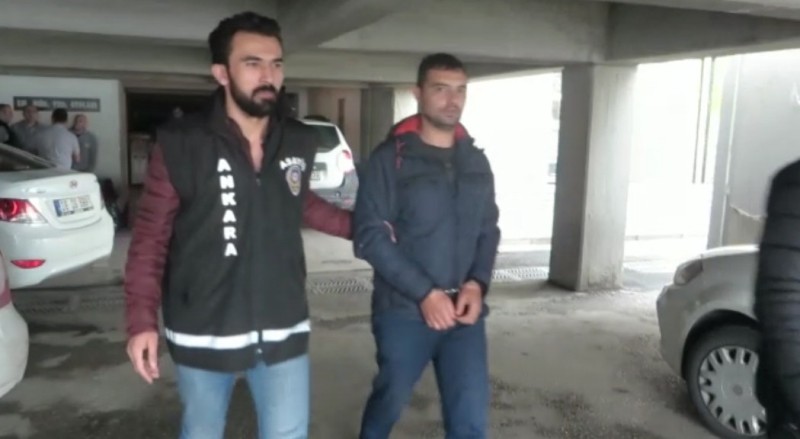 Ankara'da 3 kilo gümüş takı çalan hırsız yakalandı