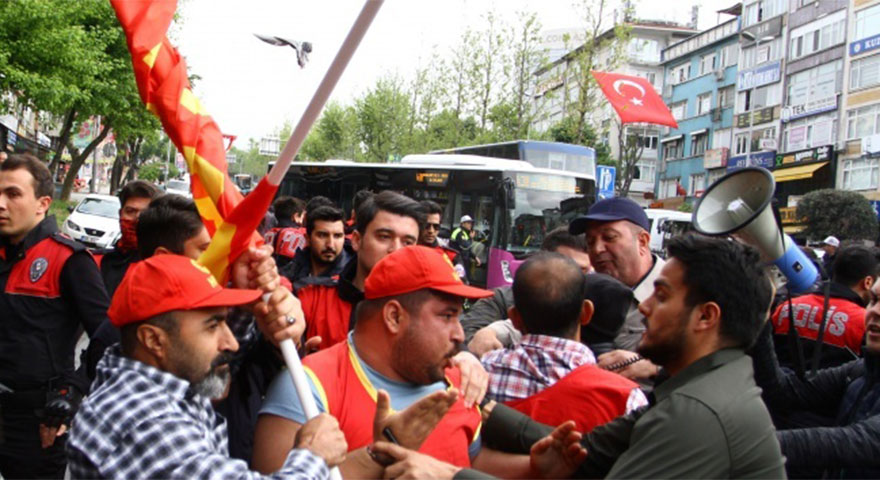 Beşiktaş'ta toplanan gruba polis müdahalesi