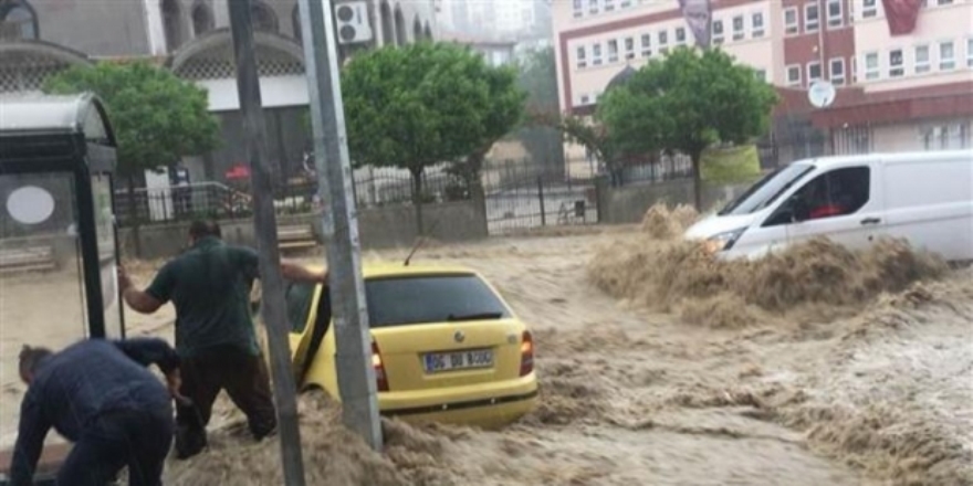 Boğaziçi'nde hayat normale dönüyor