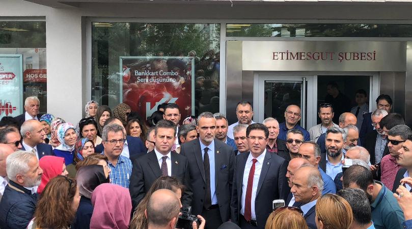 AK Parti Etimesgut İlçe Başkanı Ebubekir Kipel: Gönülden bağış yaptık
