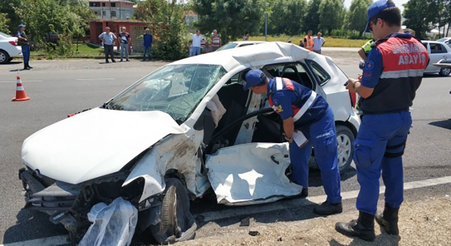 Samsun'da feci trafik kazası: 2 ölü, 2 yaralı!