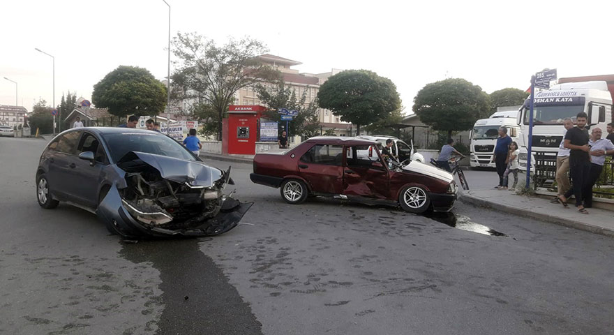 Başkent’te trafik kazası: 4 yaralı