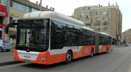 Şoförle tartıştı belediye otobüsünün anahtarını çaldı