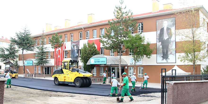 Çankaya’dan okullara kapsamlı yenileme