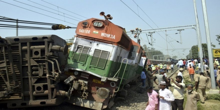 Feci tren kazasında 5 kişi öldü