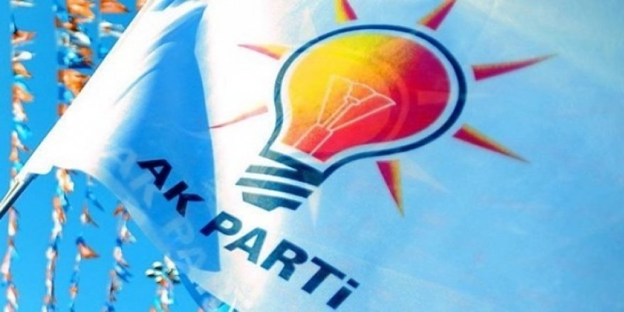 AK Parti'de 7 ilde değişim yaşandı