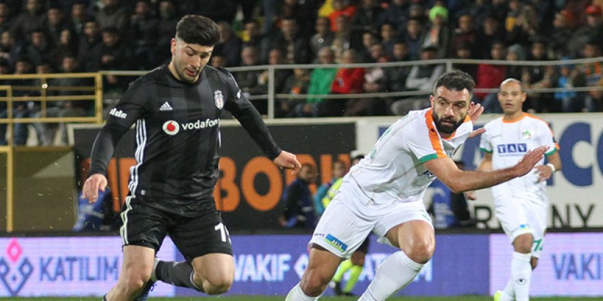 Beşiktaş, Alanyaspor deplasmanında berabere kaldı