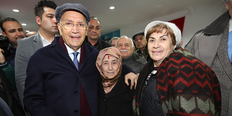 Yaşar: Camii de yaptık cemevi de yaptık