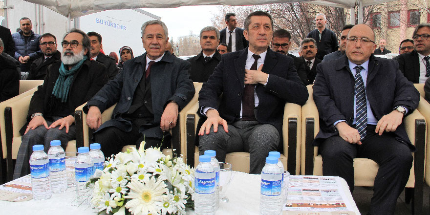 Mehmet Akif Ersoy Tacettin Dergahında anıldı