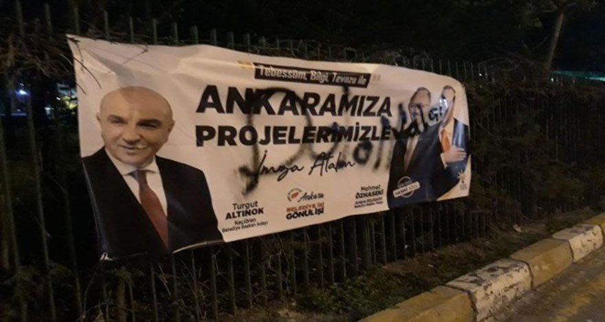 AK Parti afişlerine saldırı