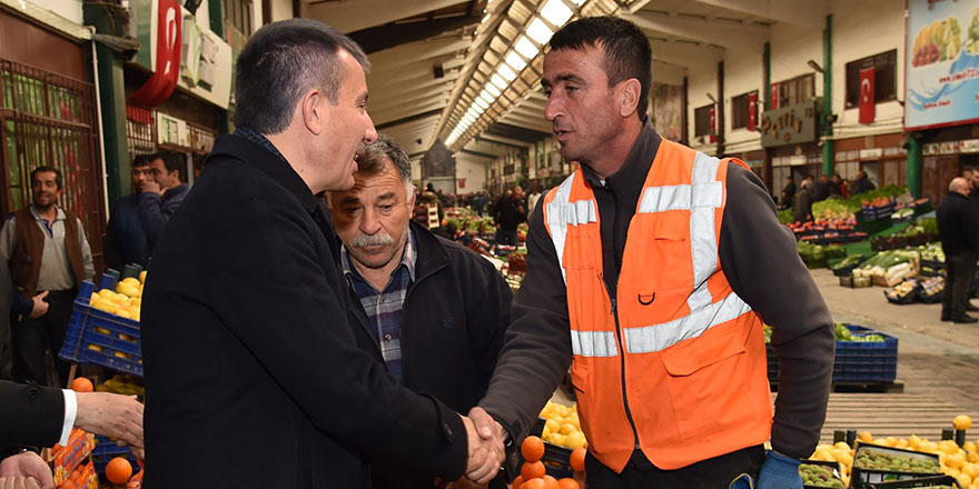 Balcı’dan toptancı hali esnafına ziyaret