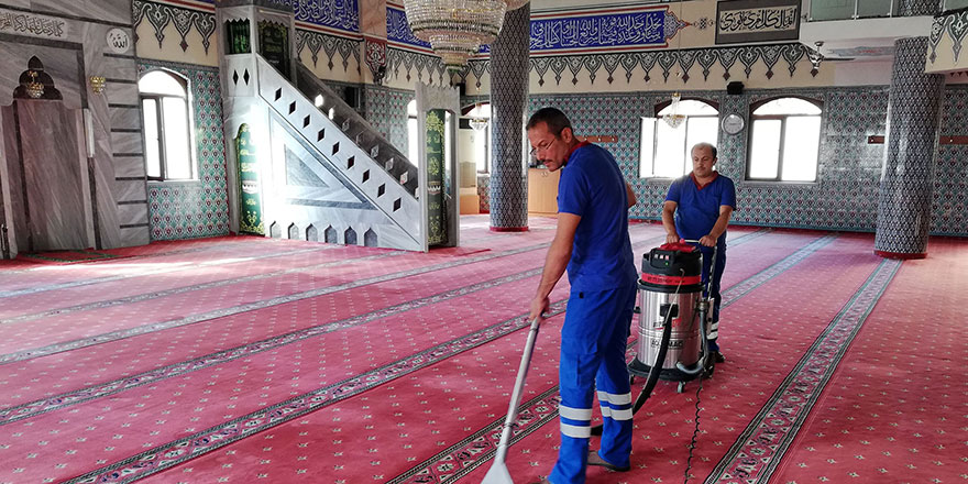 Camiler Ramazan ayına hazırlanıyor