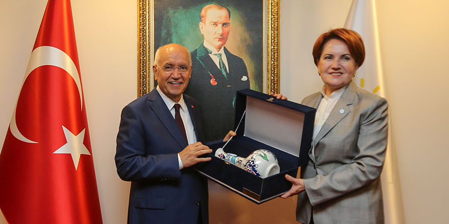 Başkan Yaşar, Meral Akşener’i ziyaret etti