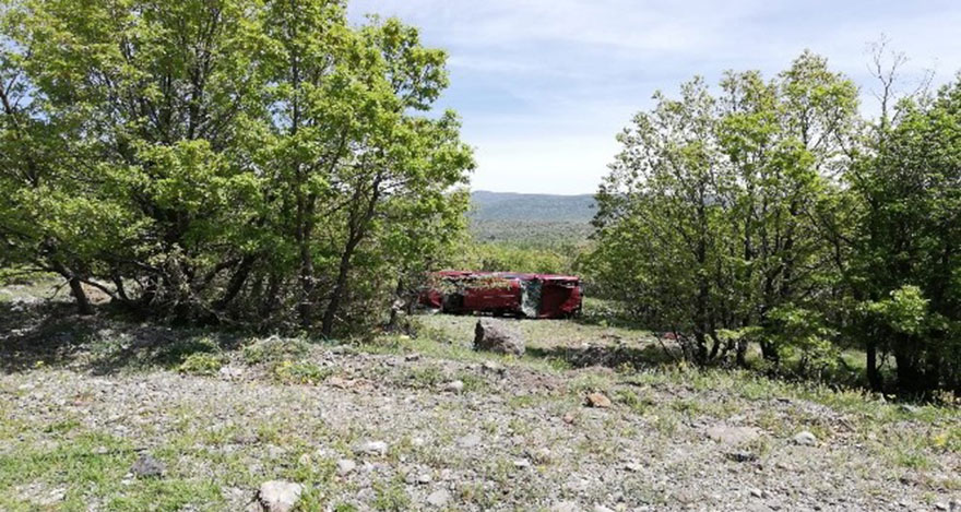 Ankara'da araç şarampole yuvarlandı: 4 yaralı