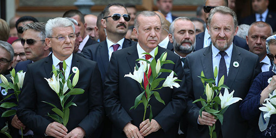 Erdoğan, Srebrenitsa kurbanları anısına düzenlenen anma törenine katıldı