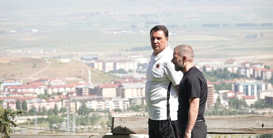 Mustafa Kaplan: Dört oyuncu alacağız