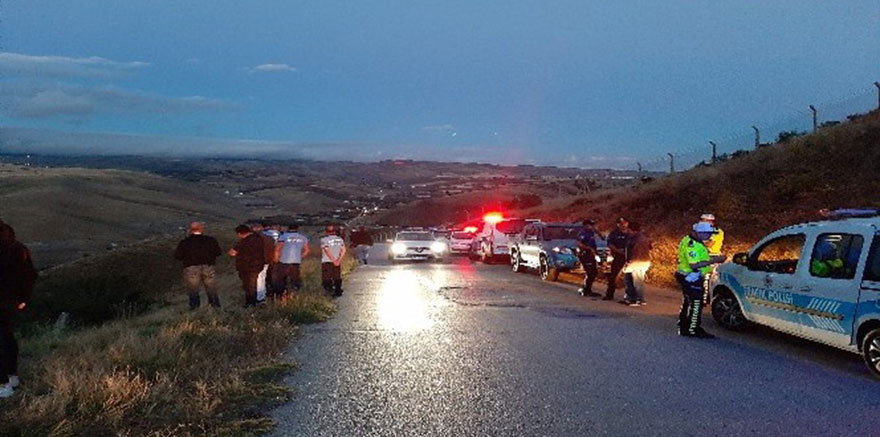 Ankara'da otomobil uçurumdan uçtu: 1 ölü