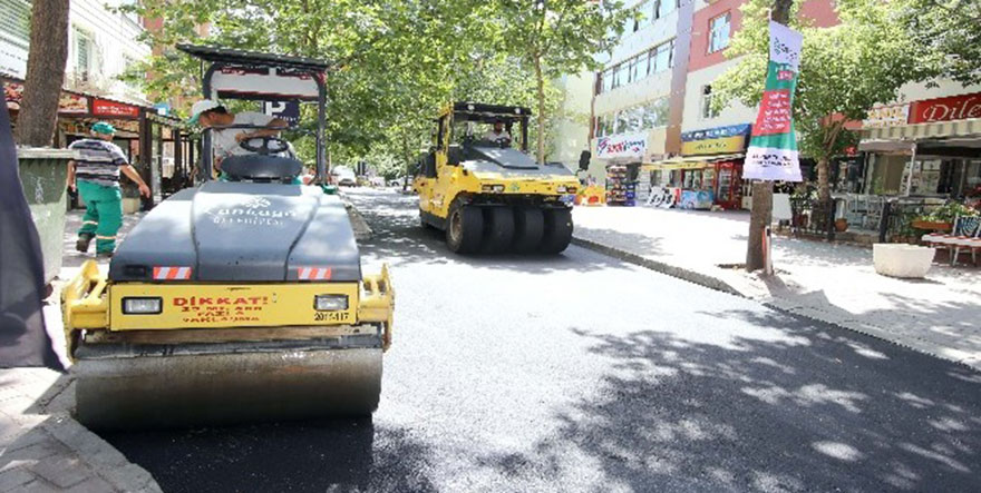 Kızılay'da asfalt çalışması hız kesmiyor