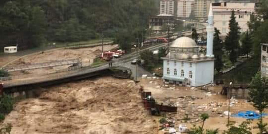 Artvin'de büyük sel felaketi