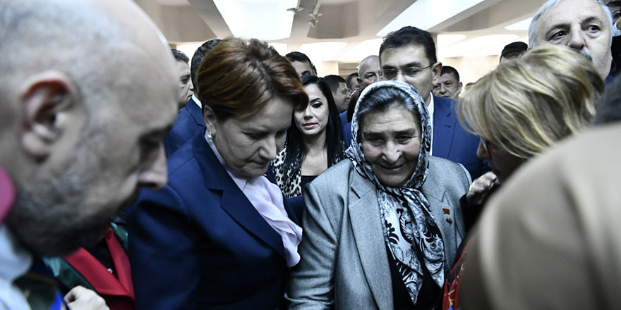 Akşener'den Pakize Alp Akbaba'ya ziyaret