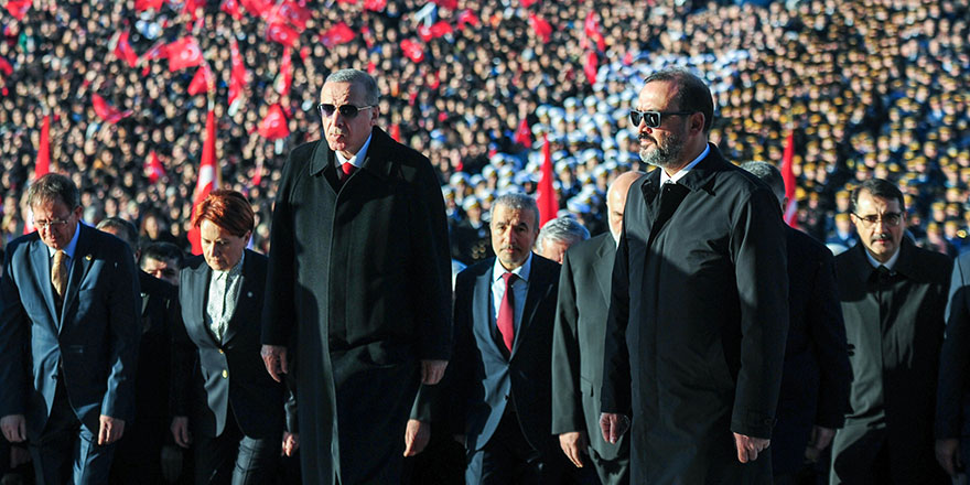 Devlet erkanı Anıtkabir'de