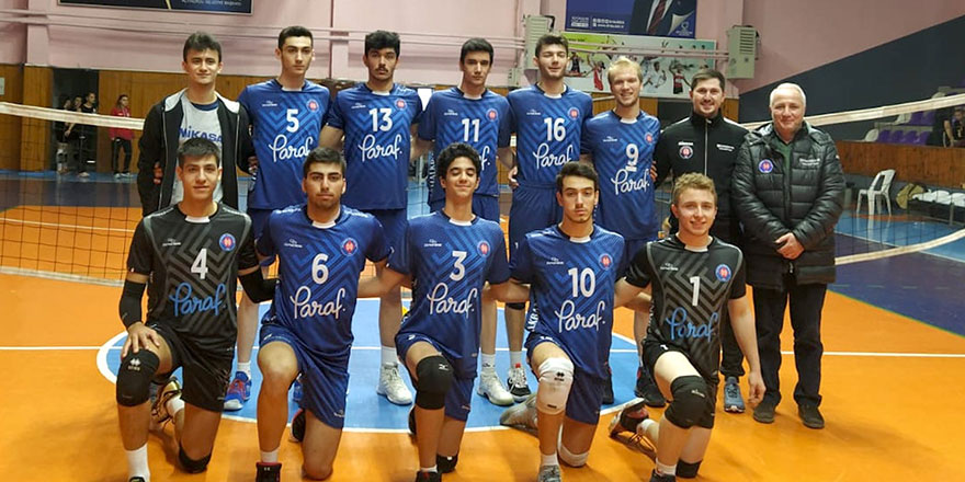 Halkbank liderlik koltuğunda