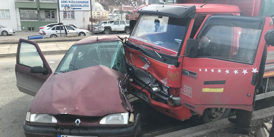 Ankara'da korkutan trafik kazası
