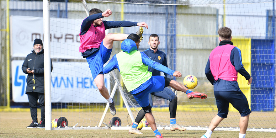 Ankaragücü lideri bekliyor