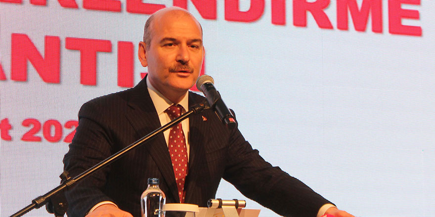 Bakan Soylu Türkiye'den ayrılan göçmen sayısını açıkladı