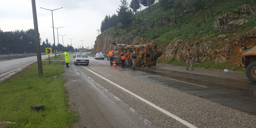 Kahramanmaraş’ta askeri araç devrildi: 2 yaralı