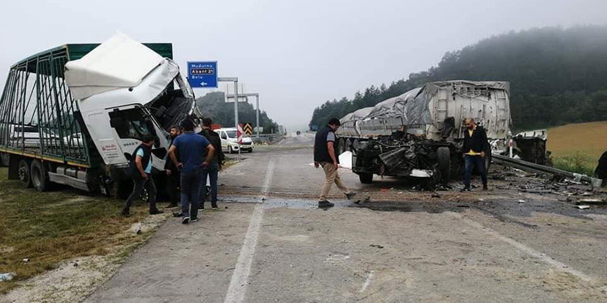 Nallıhan Mudurnu yolunda kaza: 7 yaralı