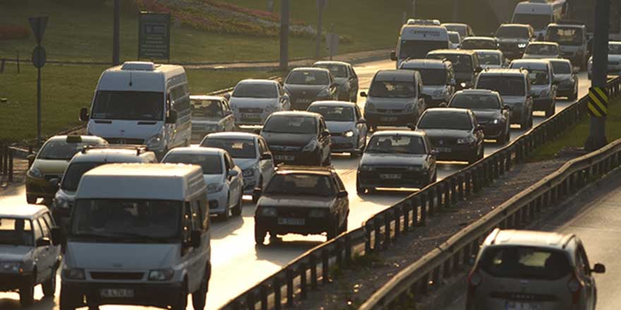 Bayramda otoyol ve köprüler ile toplu taşıma ücretsiz olacak