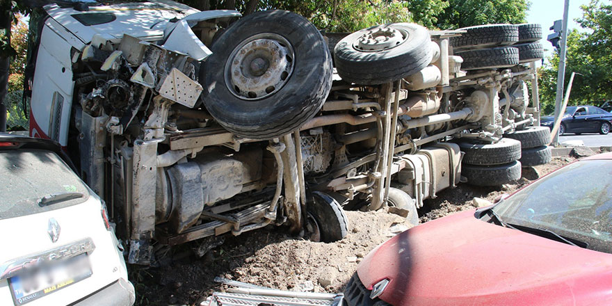 Protokol yolunda beton mikseri dehşeti