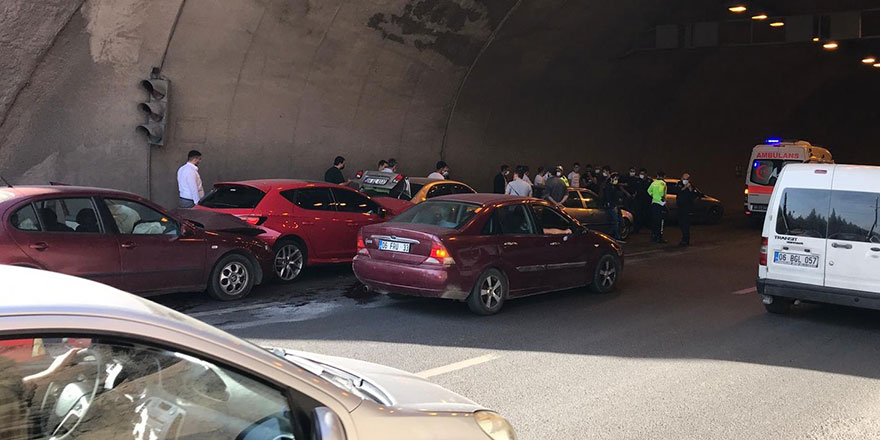 Ankara'da zincirleme trafik kazası