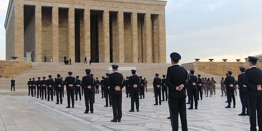 Emniyet Teşkilatı’ndan Anıtkabir'e ziyaret