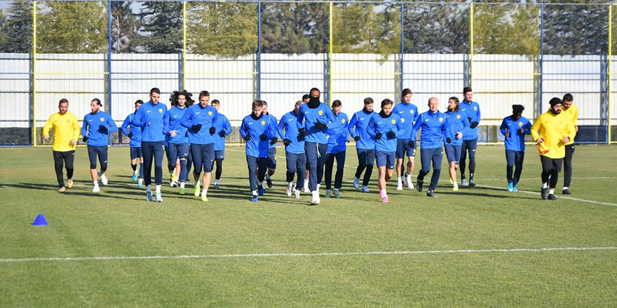 Ankaragücü’nde tempolu antrenman