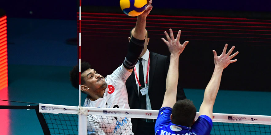 Halkbank set vermedi: 3-0