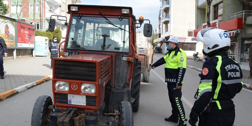 3 bin 549 araç, motosiklet ve traktör trafikten men edildi