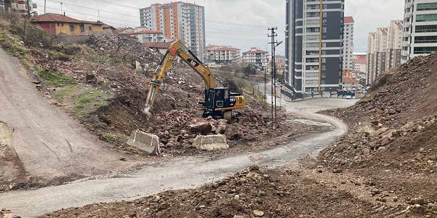 Keçiören'de yeni park için ilk kazma vuruldu