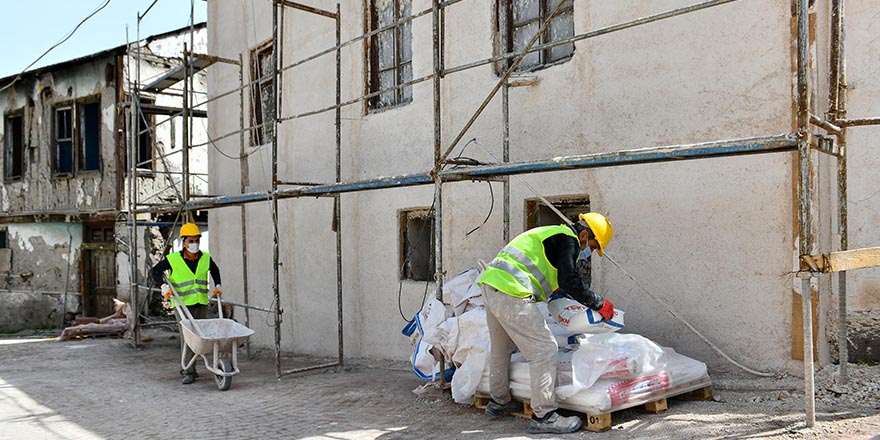 Ankara Kalesi'nde çalışmalar devam ediyor