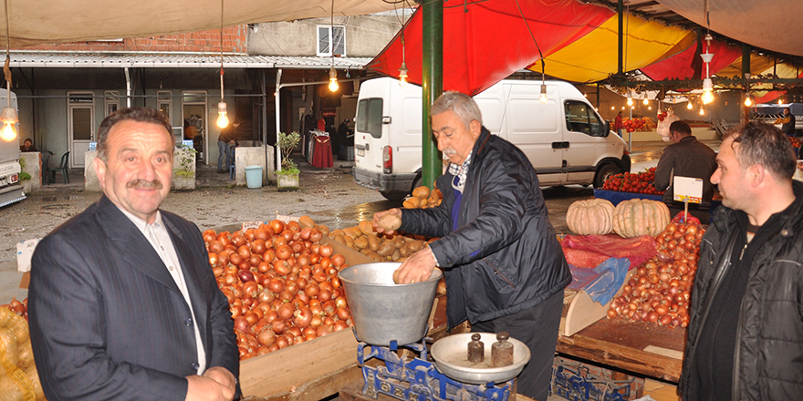 “Pazarcı esnafımız her zaman açık olmalı”