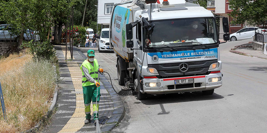 Cadde ve sokaklarda detaylı yıkama