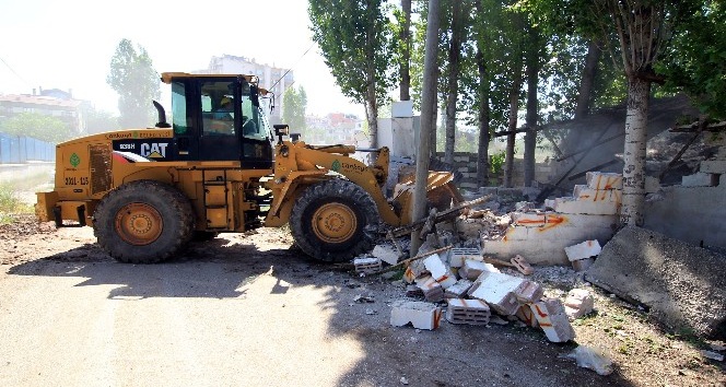 Çankaya’da gecekondu yıkımı devam ediyor