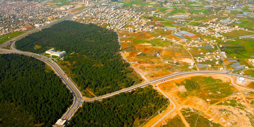 Antalya Aksu'da tarla icradan satılıyor