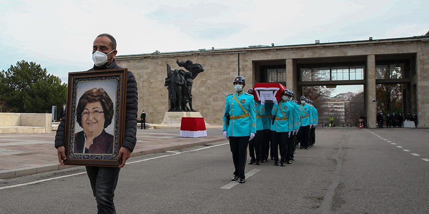 Güldal Akşit için TBMM'de tören düzenlendi